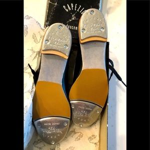 NWT VTG 90s tap SHOE &metal taps Capezio black lace up size 7